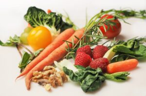 Community class teaches healthy eating from value stores